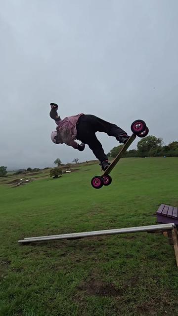 @UKMountainboarding