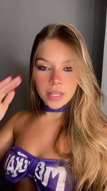 @lari.candeias