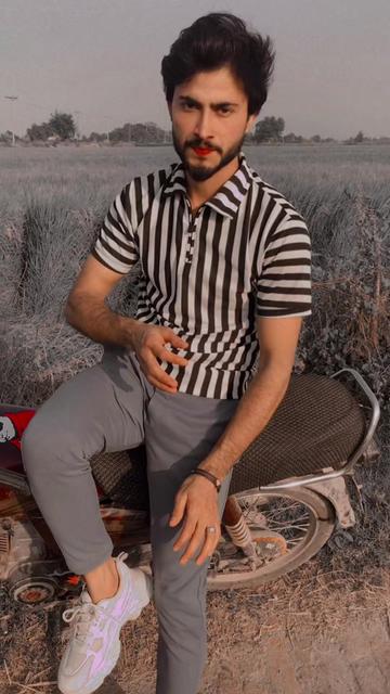 @💫 Malik 💫 Hun Yr 💫