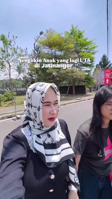 @Mama Akbar Alicia