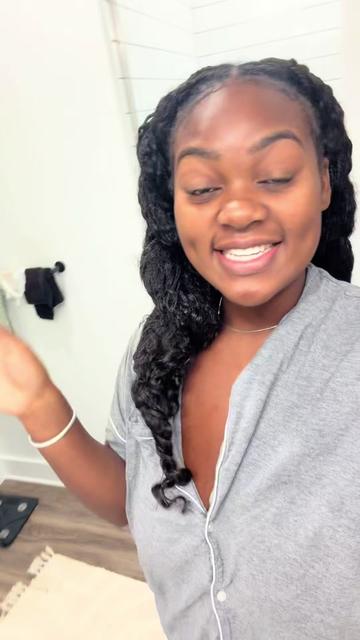 @GirlswhoGlamm