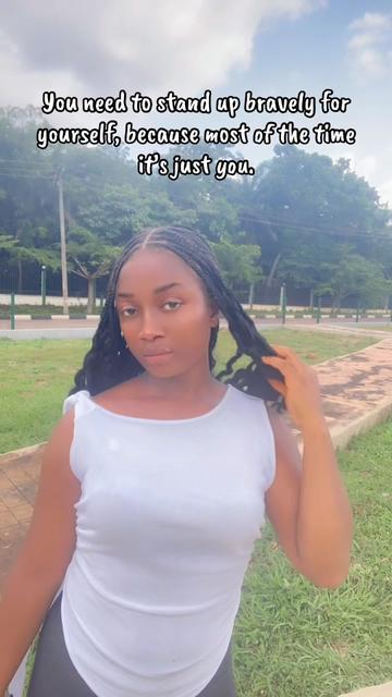 @PRETTY DE CONTENT CREATOR