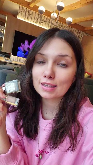 @Asia🇨🇦🇵🇱 lakiery klasyczne