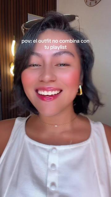 @Diana Alvarado🪩
