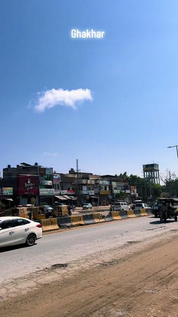 @ابوبکر اعوان (گل والا )