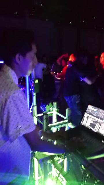 @Dj Moises Pico