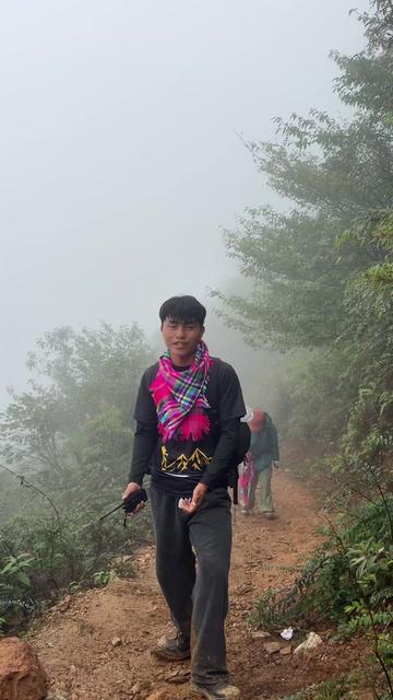 @Hờ Tủa