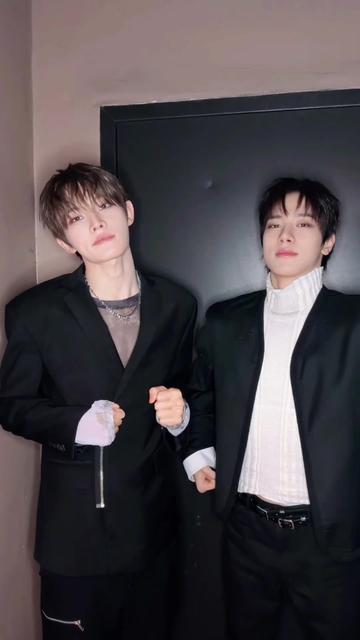 @CLOSE YOUR EYES