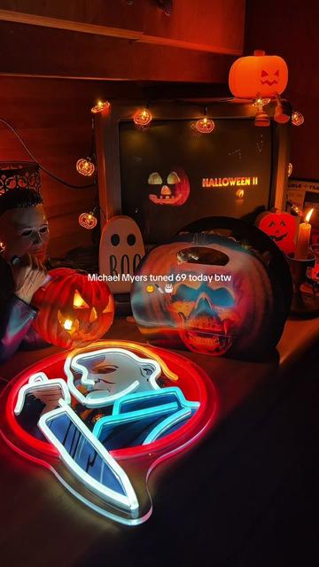 @Spooky Sara🦇🎃