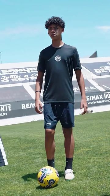 @Ronaldo Junior⚽️🇵🇹💫