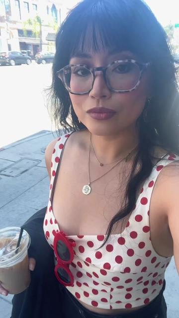 @Elaine Valerie