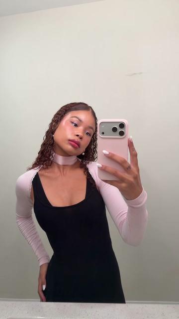 @elle ౨ৎ