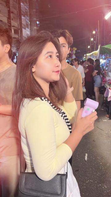 @🍬Hnin Lae 🍁