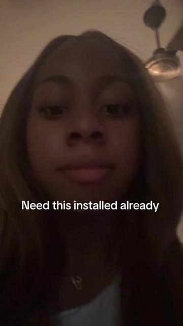 @Dollface
