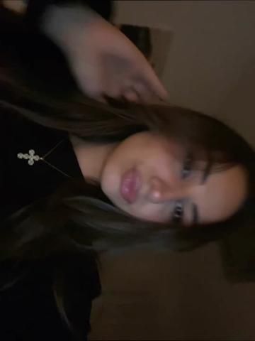 @𝑽𝒂𝒏𝒆𝒔𝒔𝒂🇦🇱