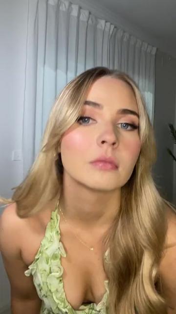 @Maria B