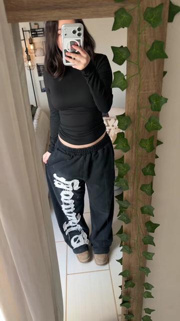 @FindsByJessy