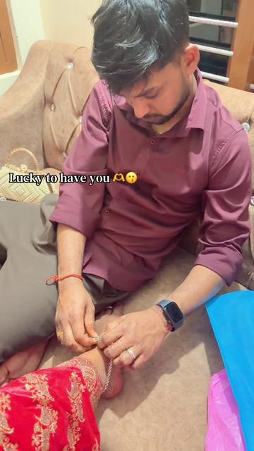 @KARAN 💗