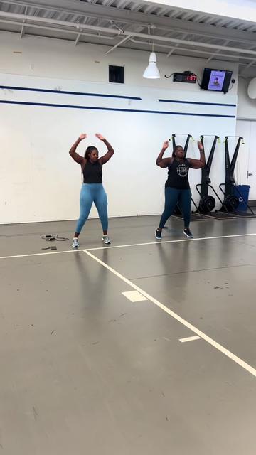 @Twin2FitLife 🏋🏿&zwj;♀️❤️