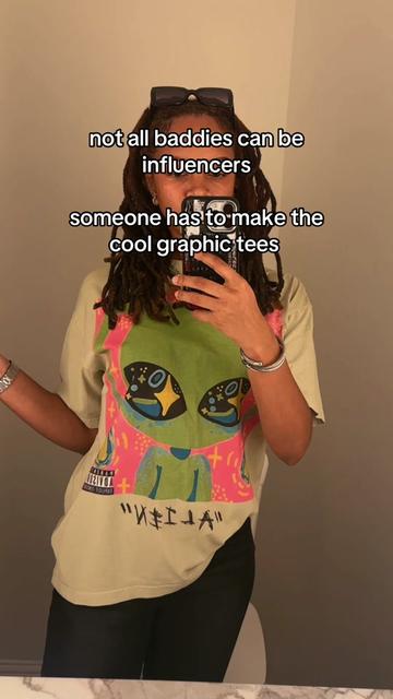 @ella b.
