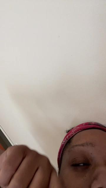 @Dee_nuggss