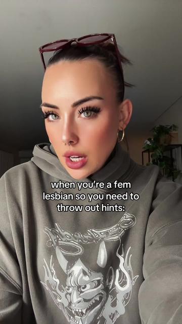 @LEASHBIAN 😈
