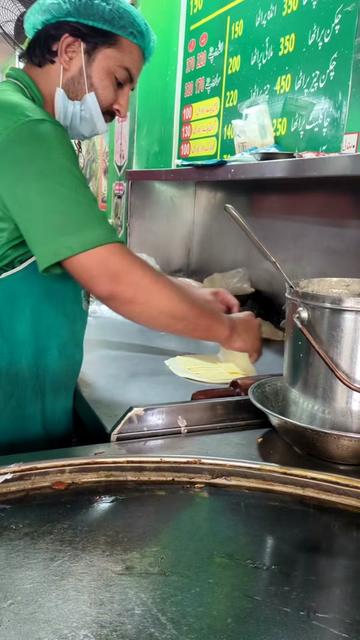@Street Food Qasim
