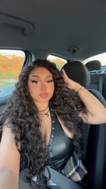 @theuniversegoddess