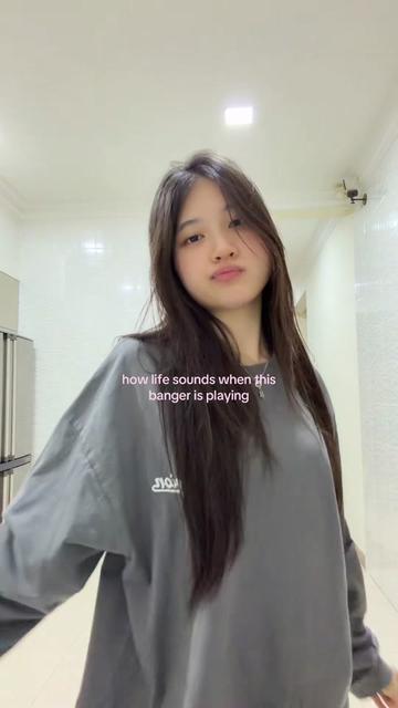 @breena 𝜗𝜚˚⋆