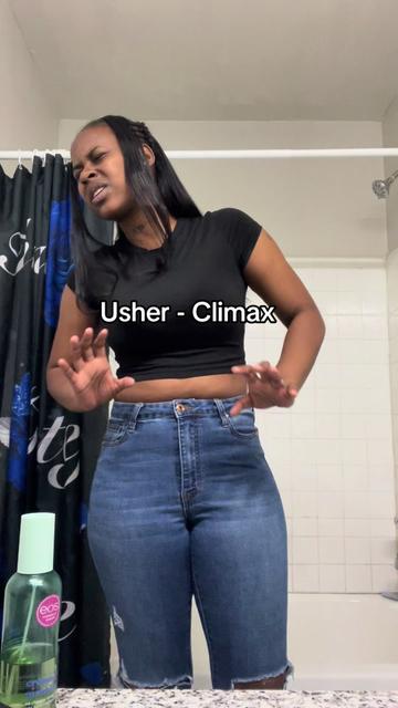 @therealmiaunna