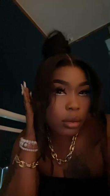 @Neyoudope Gyal