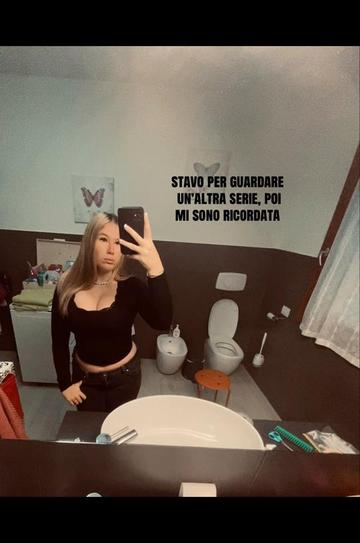 @𝒎𝒂𝒕𝒊🍫
