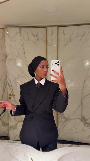 @wolfieaziza