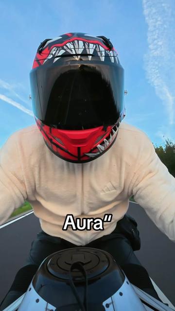 @🏔️🤍🏍️🤳