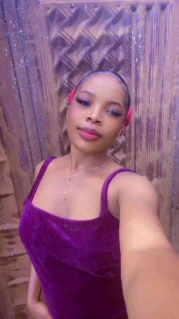 @꧁༆Kwen Tollex🥹🦋🌸 ༆꧂