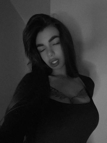 @Alina🦋✨