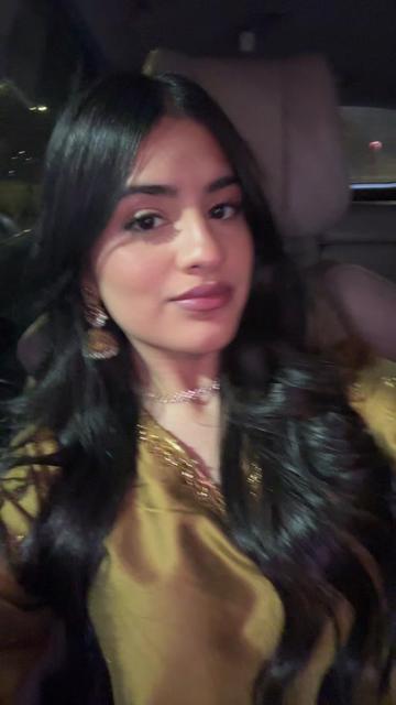 @niaaaa