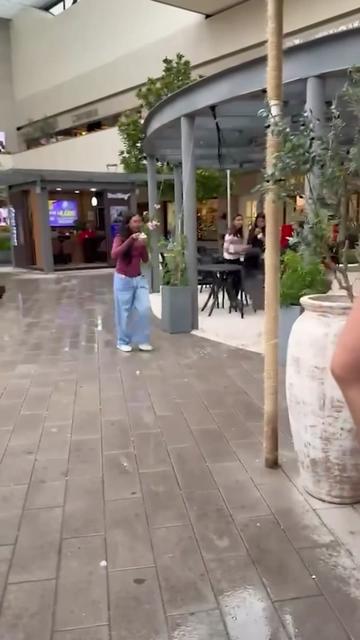 @Averagefashionblogger