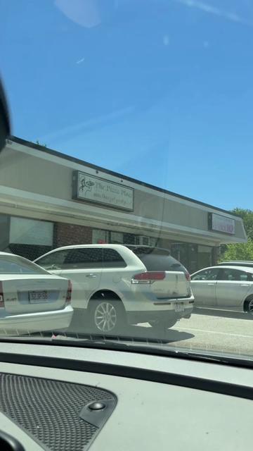 @Massfoodreviews