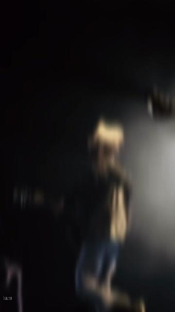 @๐น๐๐๐๐ข๐๐