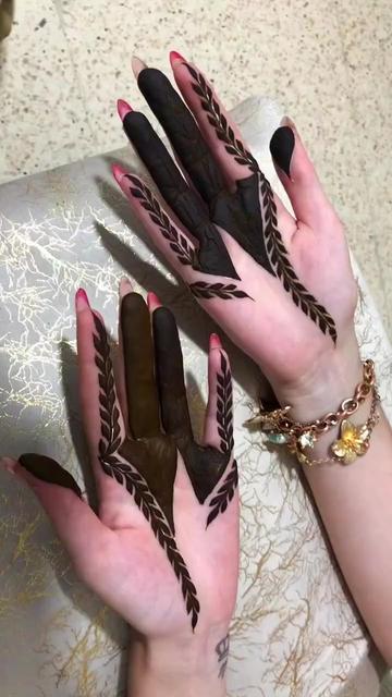 @Fyana Henna Art🇹🇳
