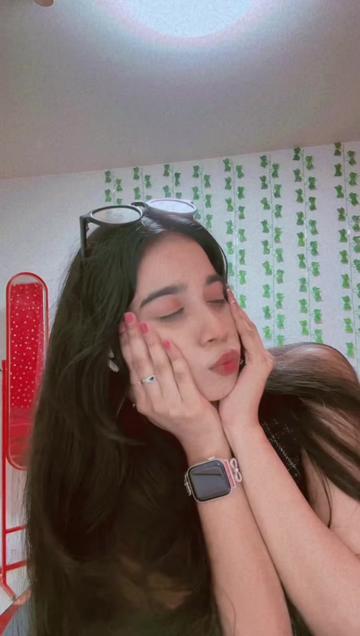 @Dakshizz_&euro;*🖤🐞