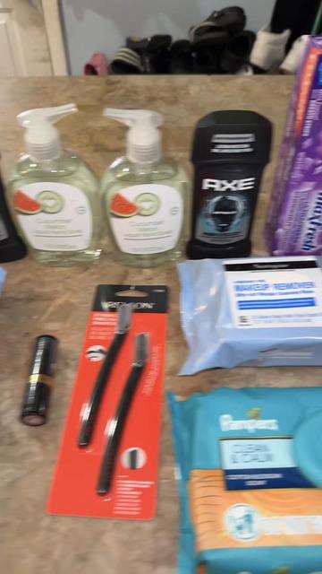 @Miz_Thang_Couponer