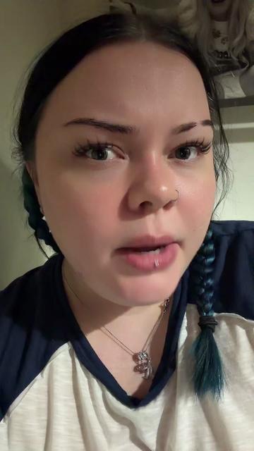 @Meganlove777