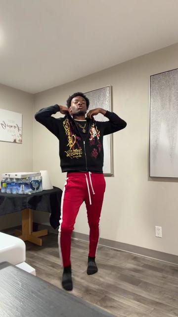 @VONNIZZZY🩸