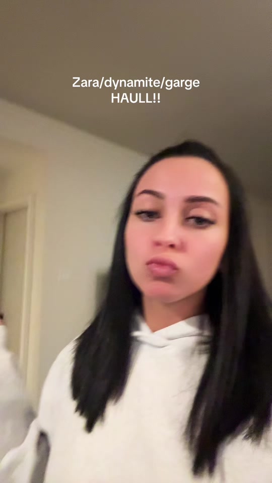 @Eliana Hallak