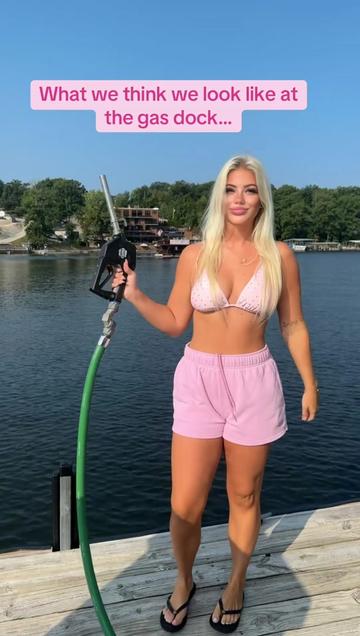 @Quicky’s Gas Dock