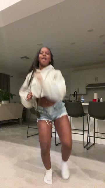 @daysbeforezoe