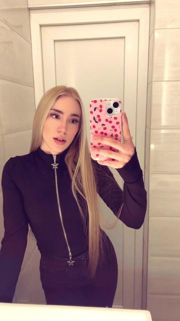 @Теодора🎀