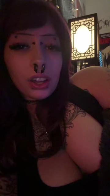 @JaneSpookyHot